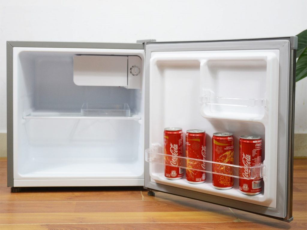 Tủ Lạnh Mini Electrolux EUM0500SB 50L
